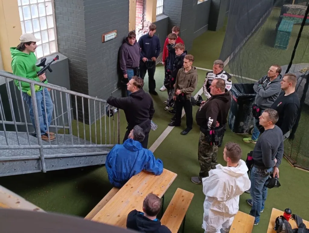 Teamevent mit Adrenalin: INSTATEC GmbH beim Paintball im Alma Park Gelsenkirchen