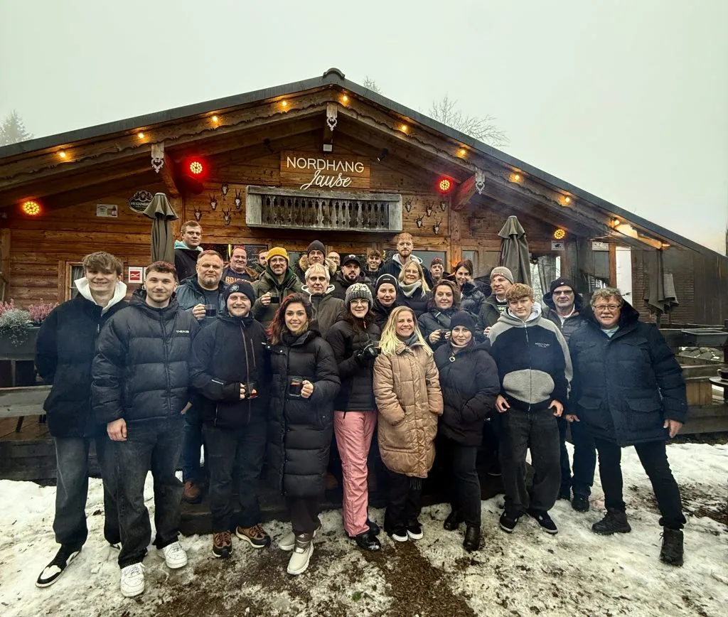 Weihnachtsfeier 2025: INSTATEC GmbH feiert in Winterberg